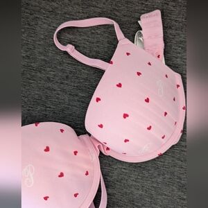 PINK Victoria's Secret Light Pink Bra with Red Hearts